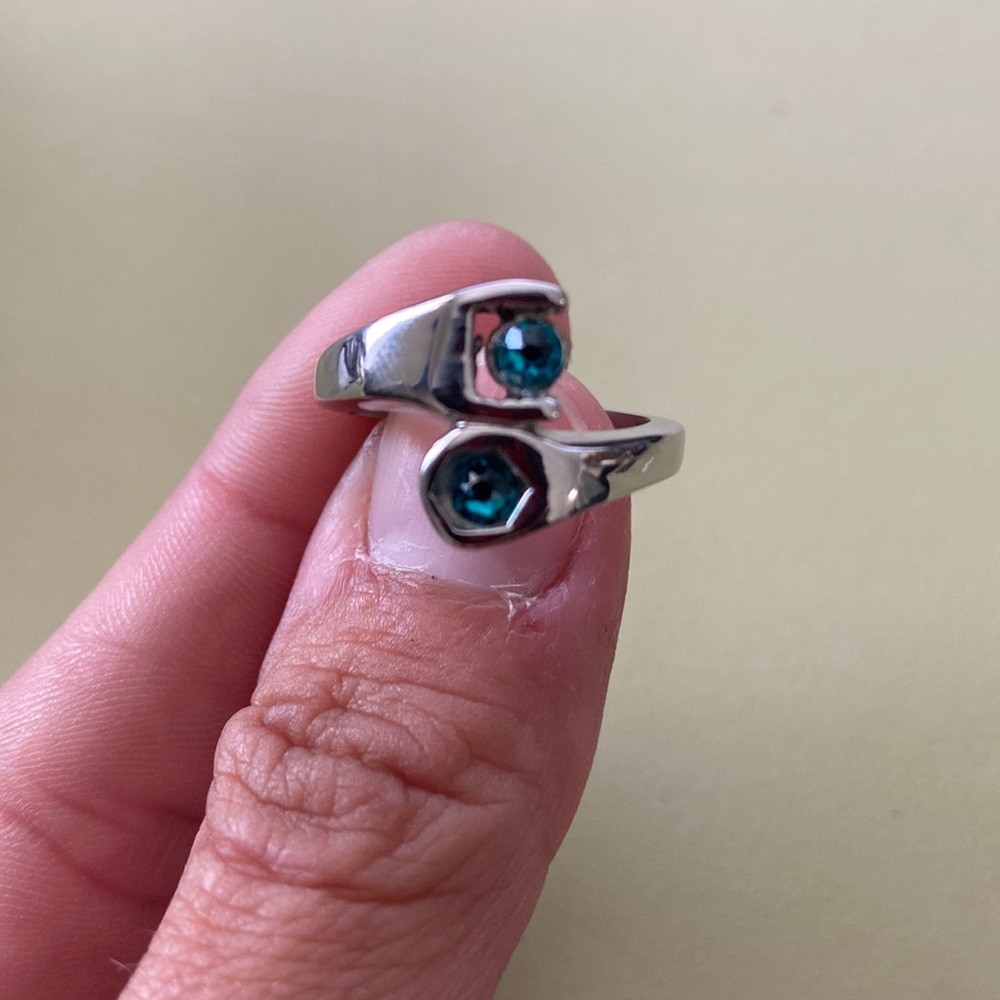 Womens Wrench Ring in Teal Size 6